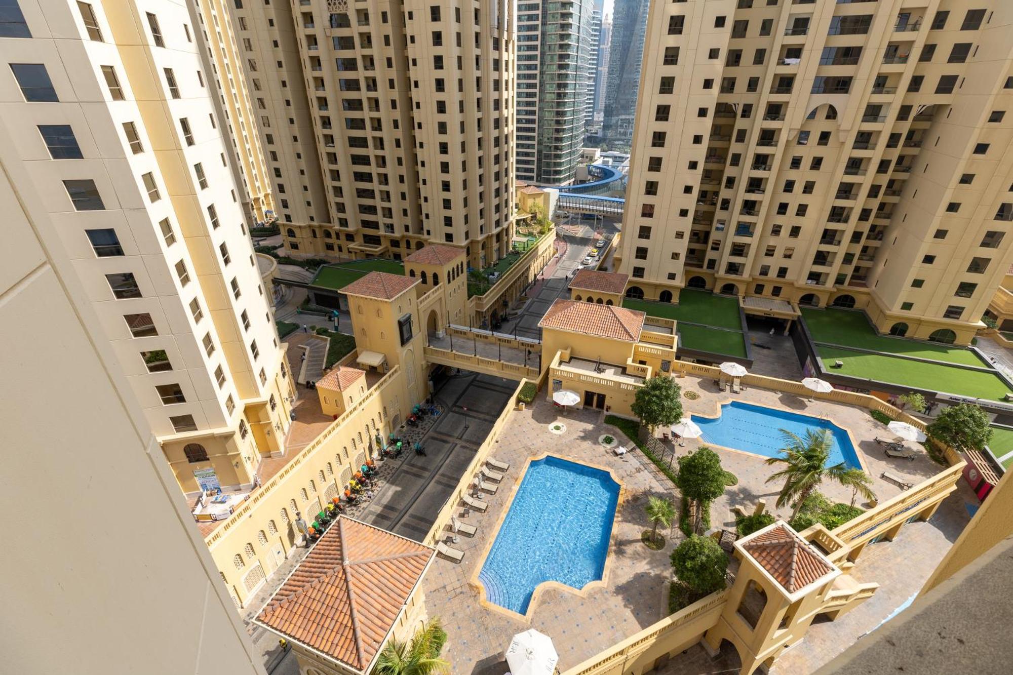 Maison Privee - Serene & Luxury Retreat In The Heart Of Jbr Beach Apartment Dubai Luaran gambar